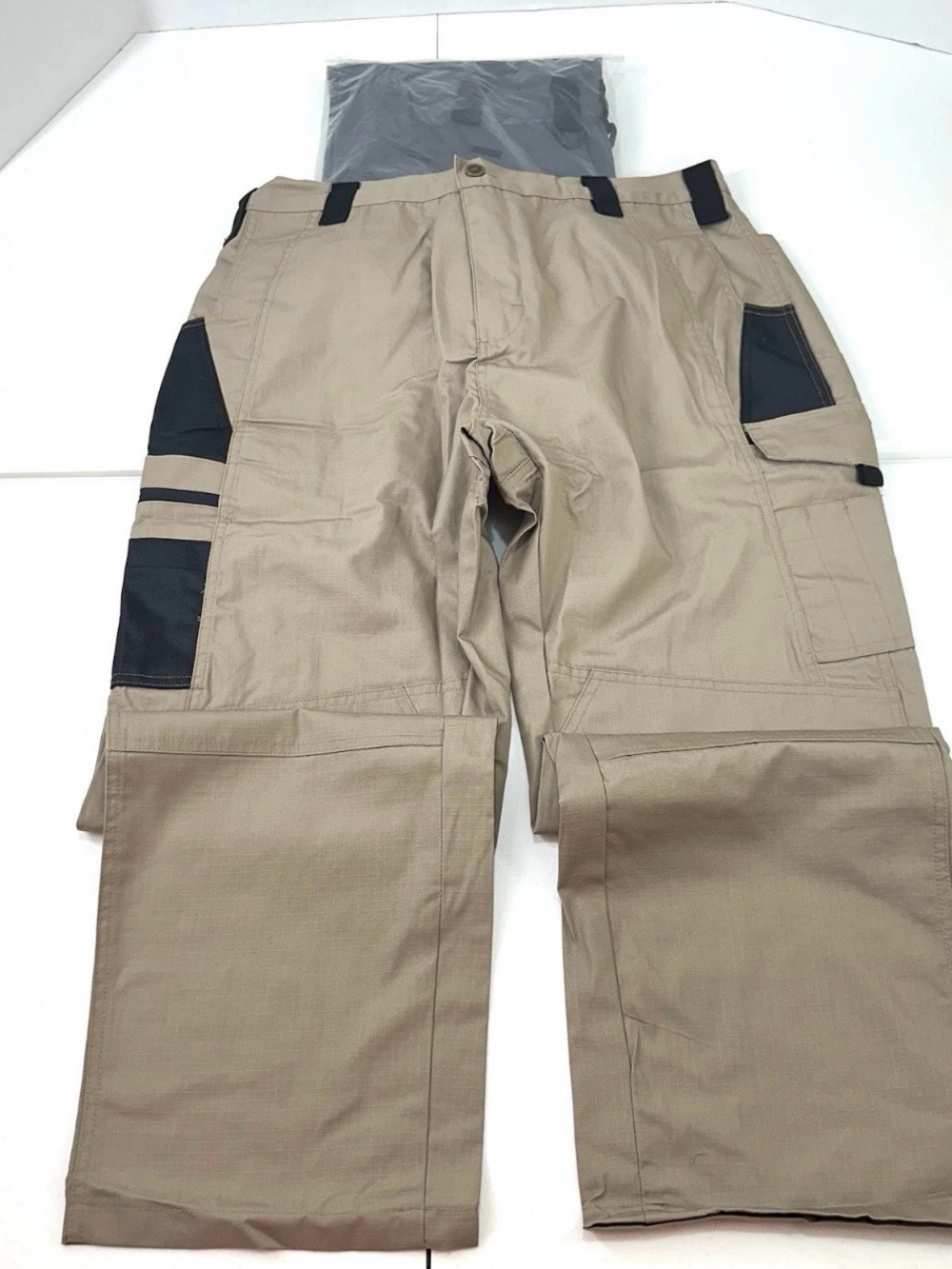 2 pair of men’s tactical series Pants size L
